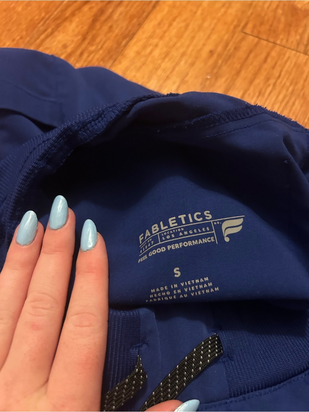 Fabletics scrubs - Picture 6 of 6